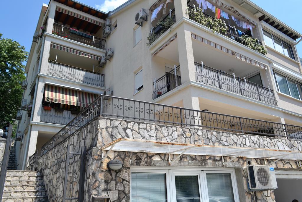 Apartments Villa Marta - Begovic Kotor Luaran gambar
