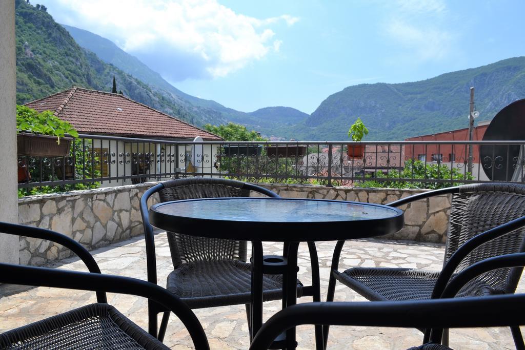 Apartments Villa Marta - Begovic Kotor Luaran gambar