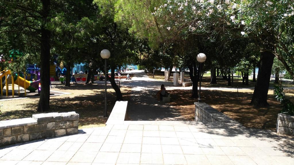 Apartments Villa Marta - Begovic Kotor Luaran gambar